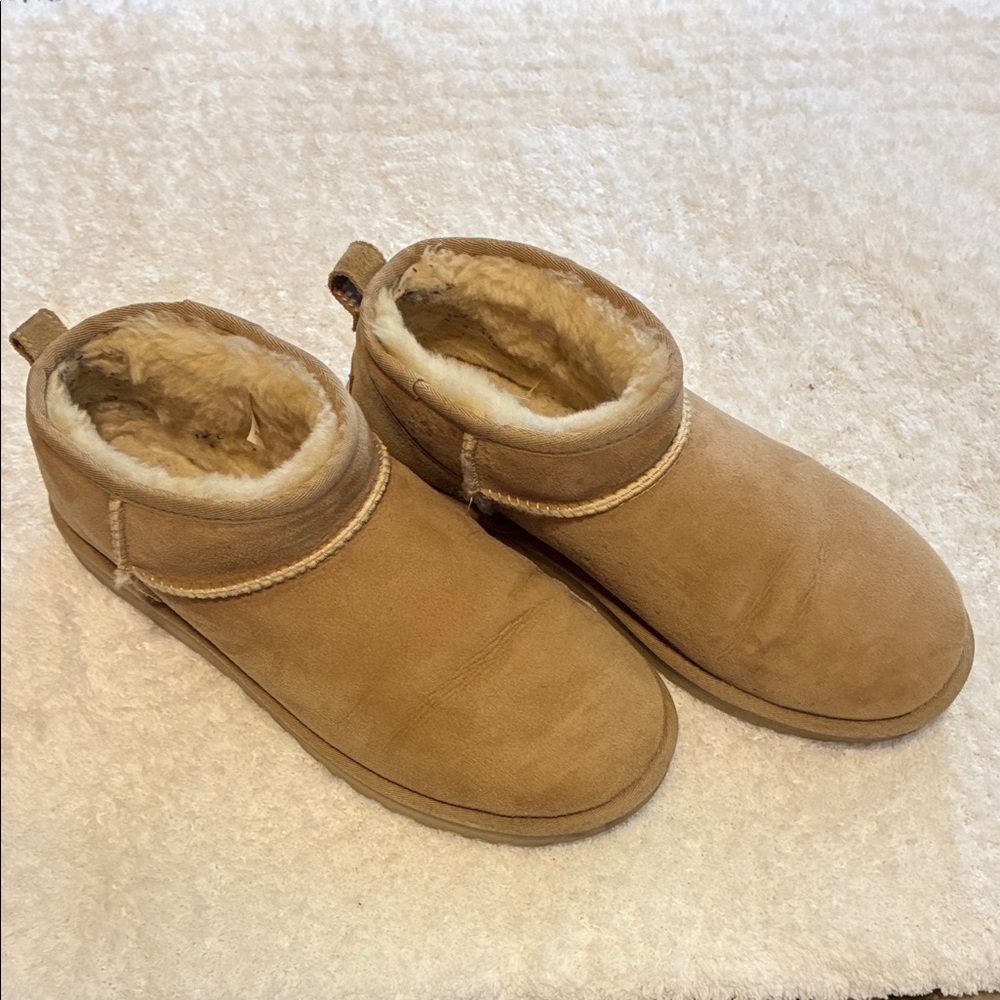 UGG Chestnut Short Sheepskin Slippers